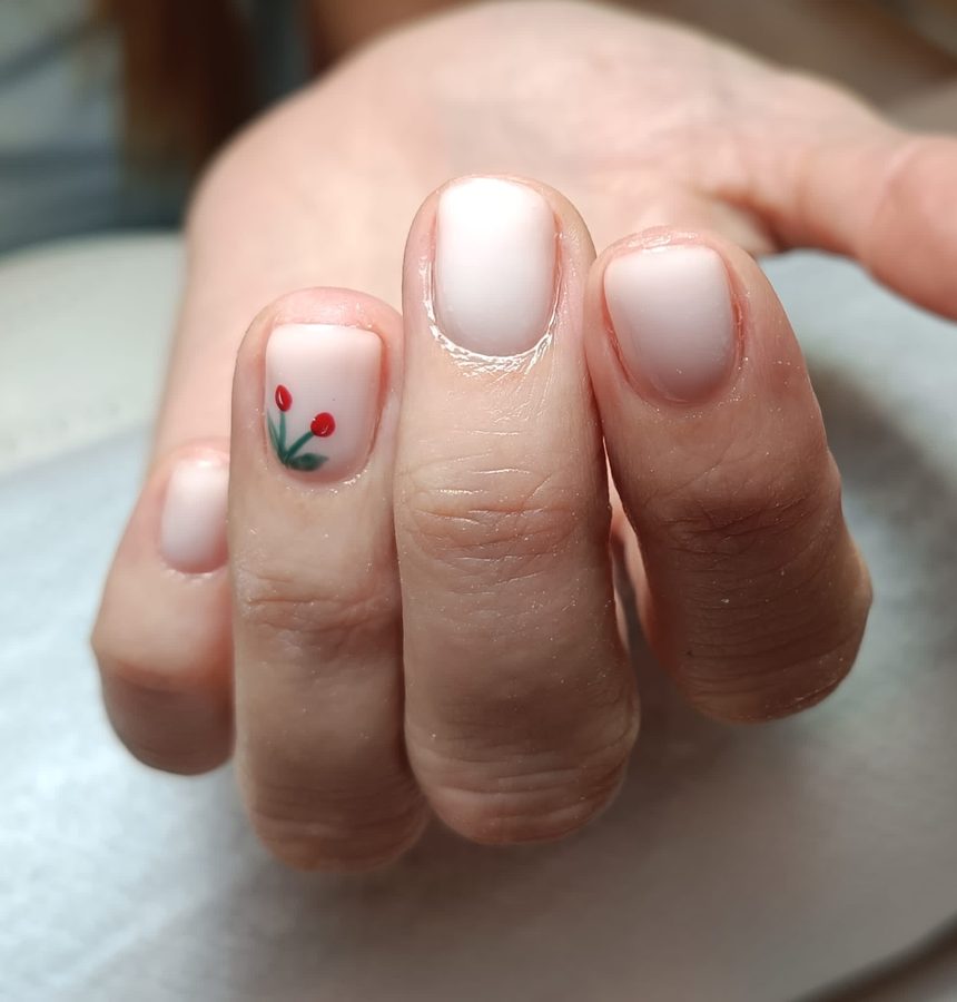 Nude opaco con ciliegie dipinte