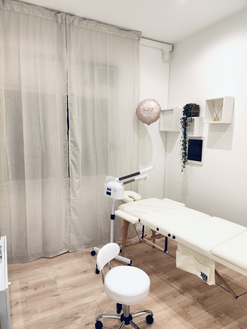 Sala trattamenti del centro estetico Nail It Bologna